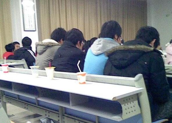 滨州成人高考学员明确考试科目、关注考试时间